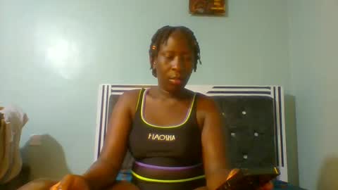 VIVIAN online show from January 2025 08:52:02 PM