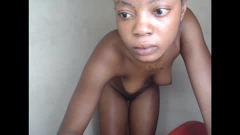 sexyxpeach online show from October 2025 05:25:01 AM