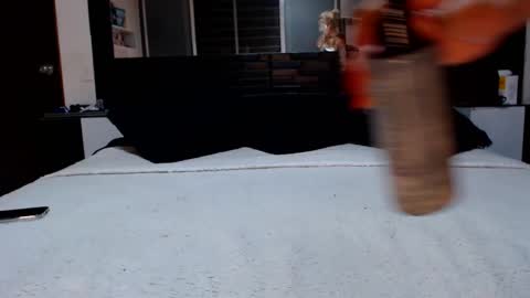 sexyycutedoll online show from February 2025 02:04:02 AM