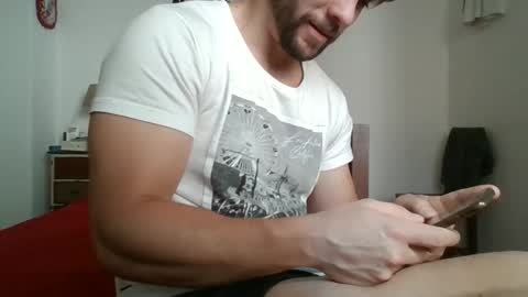 Snapshot of sexyyphilip chatting on November 2025 06:46:02 PM sexyyphilip online show from November 2025 06:46:02 PM