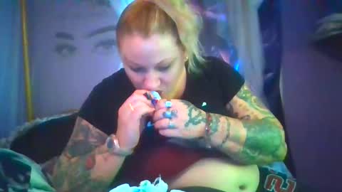 Snapshot of sexyzanna69 chatting on October 2025 09:26:02 PM SexyZannaRose69 online show from October 2025 09:26:02 PM