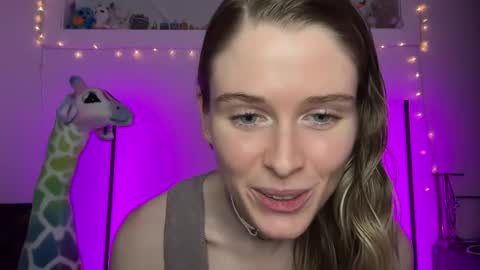 shadebabe online show from December 2024 08:00:01 AM