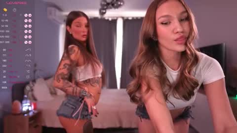 Snapshot of shadowladyyy chatting on October 2025 02:04:01 PM Sindy and Nancy Next stream 1 December online show from October 2025 02:04:01 PM