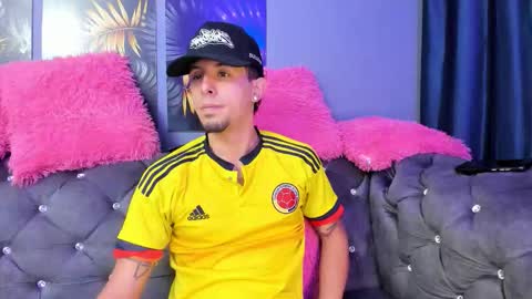 shadowlustt online show from November 2025 12:59:02 PM