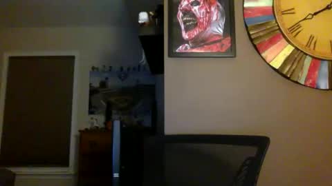 Shady online show from November 2025 01:52:01 AM