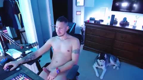 Snapshot of shaftyone4u chatting on January 2025 12:42:02 AM shaftyone4u online show from January 2025 12:42:02 AM