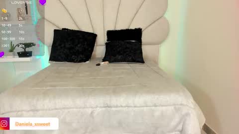 Snapshot of shairytovar chatting on October 2025 06:14:02 AM shairytovar online show from October 2025 06:14:02 AM