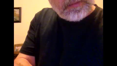 Snapshot of shakeyman889 chatting on December 2024 04:31:01 AM shakeyman889 online show from December 2024 04:31:01 AM