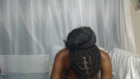 Shaky online show from October 2025 03:37:02 AM