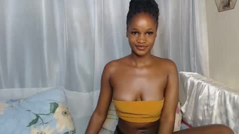 Snapshot of shaky396294 chatting on October 2025 05:50:02 AM shaky xxx online show from October 2025 05:50:02 AM