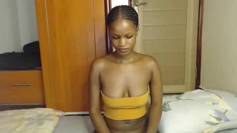 Snapshot of shaky396294 chatting on November 2025 01:39:02 AM shaky xxx online show from November 2025 01:39:02 AM