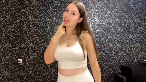 Iris online show from October 2025 08:10:01 PM