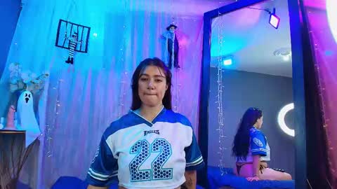 shalyn_lux online show from October 2025 04:12:01 AM