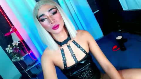 MISS SHANE online show from December 2024 04:31:01 PM