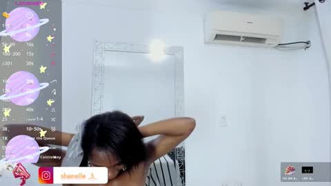 S H A N E L L E   online show from November 2025 03:23:02 PM