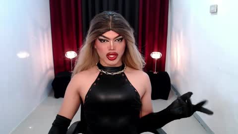 Snapshot of shanex01 chatting on December 2024 02:48:02 PM Shane X online show from December 2024 02:48:02 PM