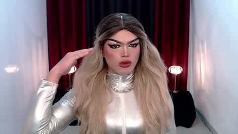 Snapshot of shanex01 chatting on December 2024 06:05:01 PM Shane X online show from December 2024 06:05:01 PM