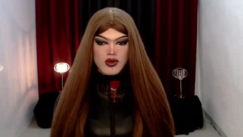 Snapshot of shanex01 chatting on January 2025 12:18:01 PM Shane X online show from January 2025 12:18:01 PM