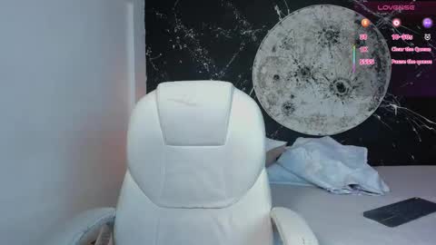 Snapshot of shaniadaniels chatting on October 2025 10:43:02 PM ShaniaDaniels online show from October 2025 10:43:02 PM