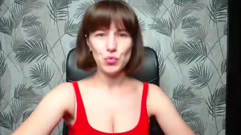 Shannen online show from September 2025 05:15:02 PM