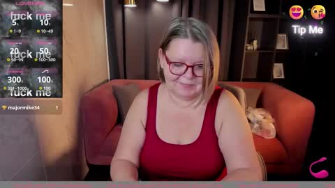 Shannon online show from September 2025 01:27:02 PM