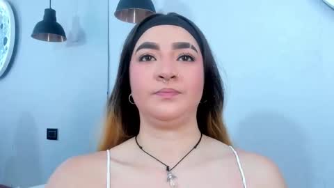 Shanntal  online show from October 2025 07:14:01 PM