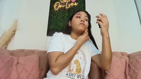 SHANON online show from October 2025 12:15:01 PM