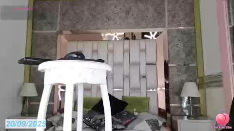 Snapshot of shantal_chocolet chatting on September 2025 02:18:01 PM Shantal Chocolet online show from September 2025 02:18:01 PM