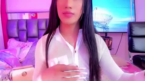 Shantal girls online show from December 2024 04:09:01 PM