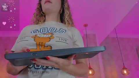 Shantal online show from March 2025 10:56:02 AM