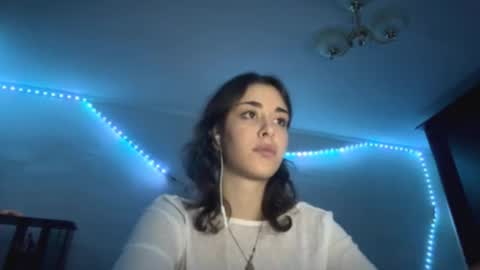 Snapshot of shantellemagnotta chatting on November 2025 09:58:02 PM Shantel online show from November 2025 09:58:02 PM