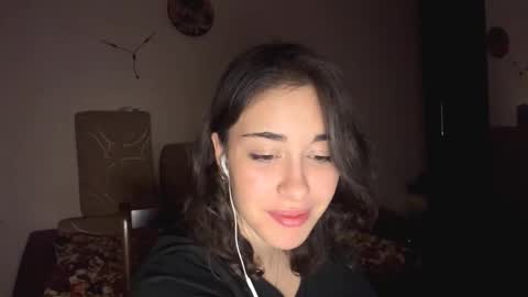 Snapshot of shantellemagnotta chatting on November 2025 10:34:02 PM Shantel online show from November 2025 10:34:02 PM