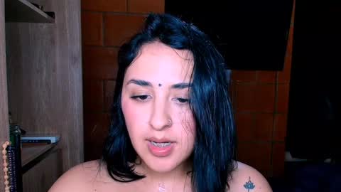 Snapshot of sharain chatting on January 2025 11:52:02 PM My real name is bella  Much Gust  online show from January 2025 11:52:02 PM