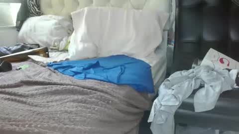 sharlot03 online show from February 2025 01:55:01 PM