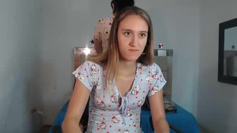 Snapshot of sharlotte__jones chatting on February 2025 05:09:01 PM Sara online show from February 2025 05:09:01 PM