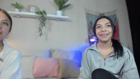 DANI online show from September 2025 08:20:02 PM