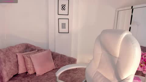 Snapshot of sharon_breezee chatting on October 2025 01:01:02 AM sharon_breezee online show from October 2025 01:01:02 AM