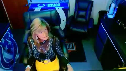 Snapshot of sharoncoxxx chatting on November 2025 02:39:02 AM sharoncoxxx online show from November 2025 02:39:02 AM