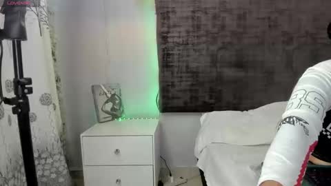 sharoncute16 online show from September 2025 09:19:01 PM