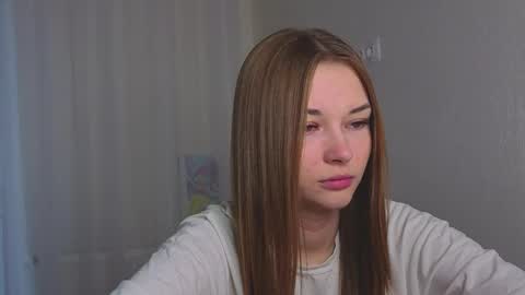 Miroslava online show from October 2025 02:20:01 AM