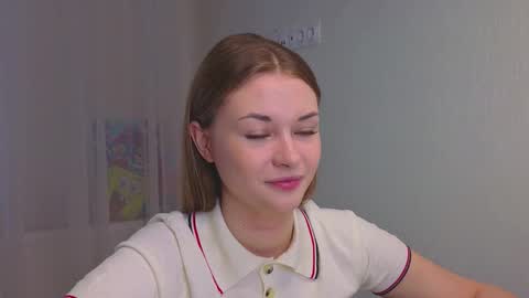 Miroslava online show from October 2025 04:13:01 AM