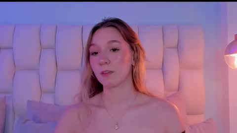 Snapshot of shatall_rouge chatting on October 2025 02:36:02 AM Shantall online show from October 2025 02:36:02 AM