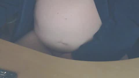 Snapshot of shaved164 chatting on December 2024 02:31:02 PM Frans online show from December 2024 02:31:02 PM