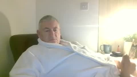 she52 online show from December 2024 07:45:02 PM