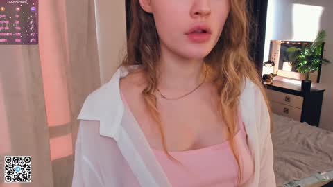 Violet online show from January 2025 10:02:02 AM