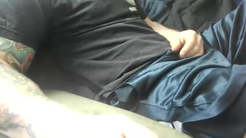 Snapshot of sheepydoggy45 chatting on October 2025 05:02:02 PM sheepydoggy45 online show from October 2025 05:02:02 PM