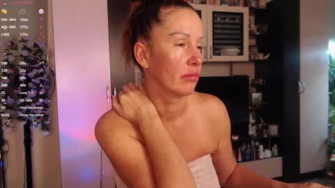 Snapshot of sheilaryan chatting on November 2025 04:59:01 AM Sheila GMT 2 Tuesday Wednesday Friday Saturday Sunday- 8 5 online show from November 2025 04:59:01 AM