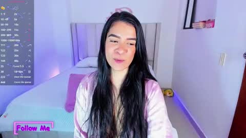 Danna   online show from October 2025 03:48:01 AM