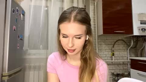 Jenny online show from October 2025 08:26:01 PM