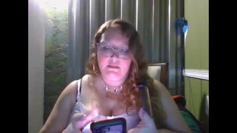 Snapshot of shelbyannn chatting on November 2025 11:15:01 PM Red online show from November 2025 11:15:01 PM